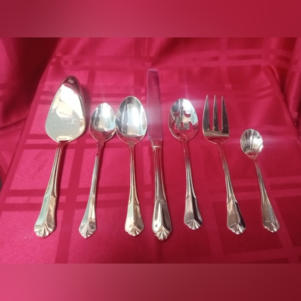 Hampton Silversmith Gold Plated Stainless 7 PC Service Set China 247